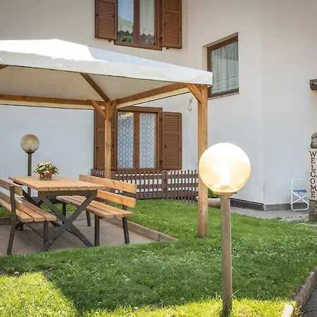 Dimora Al Peller Tuenno Ospitar Apartment Exterior photo